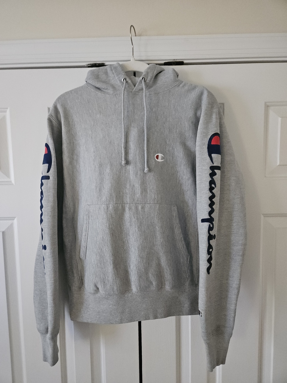 Champion Men's Reverse Weave Hoodie,Logo on  Sleeves , SZ Small,Gray, Pullover.